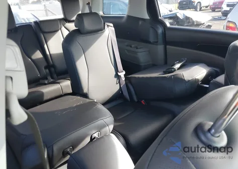 2025 Kia Carnival Mpv Lxs z USA, uszkodzony, nr VIN KNDNB5K30S6541862